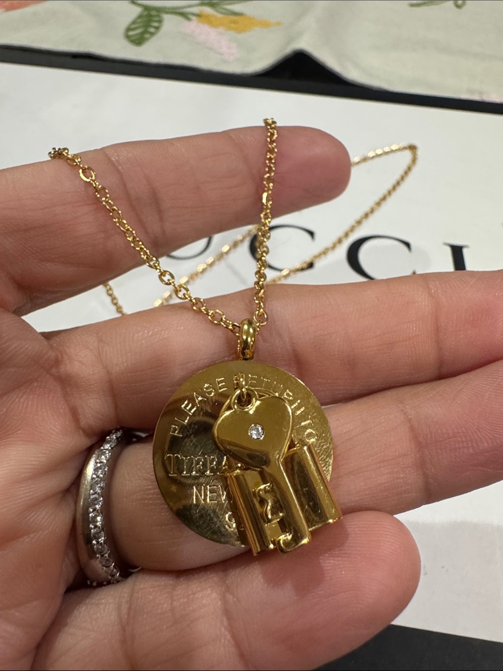 Source unknown Gold Heart Key and Round Tag Pendant Necklace